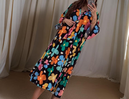 Flora – Bohemian Long Dress with Bell Sleeves and Floral Pattern