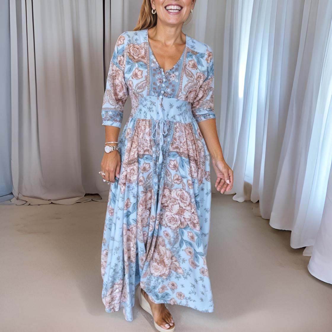 Paola – Long dress with a V-shaped neckline