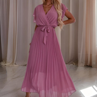 Liana – Long pleated dress with V-neckline