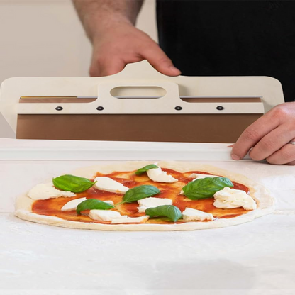 Pelle à pizza coulissante Globetrek PizzaPeel
