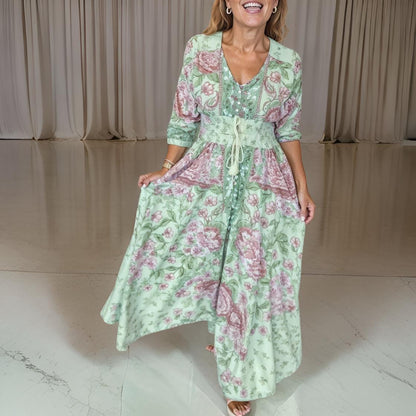 Paola – Long dress with a V-shaped neckline
