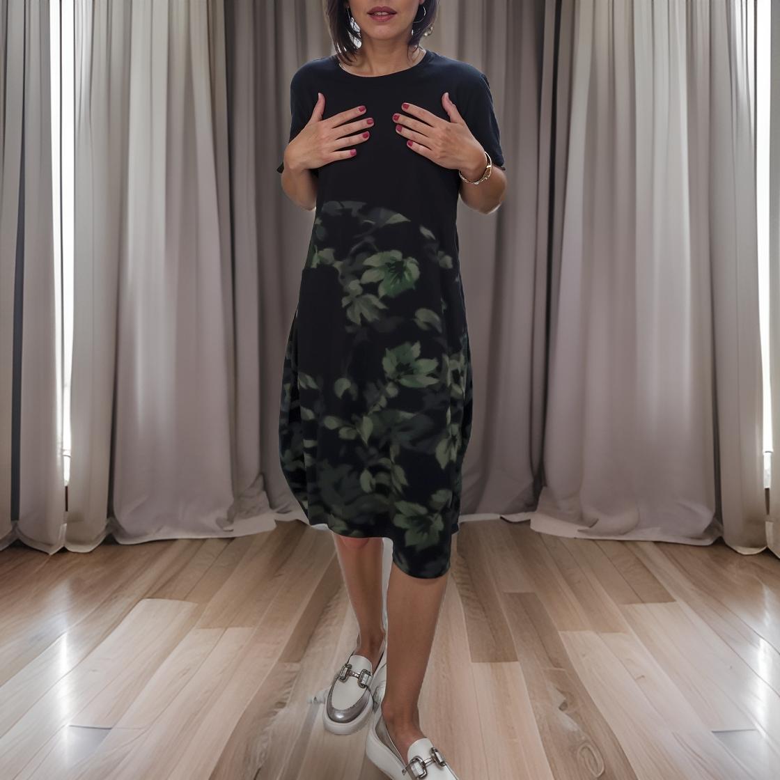 Lina - Daily dress with a floral pattern