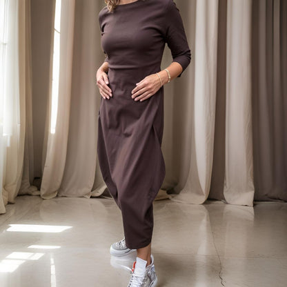 Amara - Elegant Long A-Line Dress with Long Sleeves and Pocket