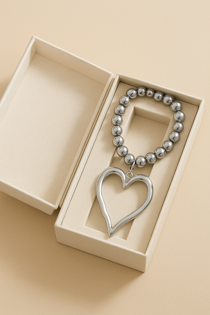 Amora Sculpt Necklace