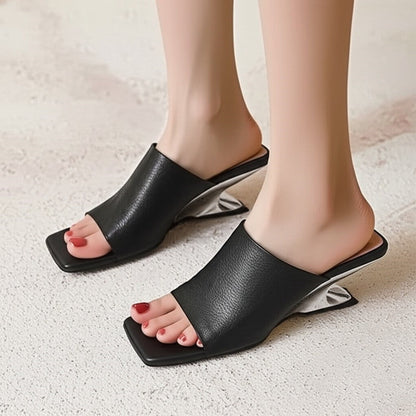The Verona Sculpted Mule
