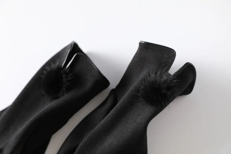 Luxe Touch Pom-Pom Gloves