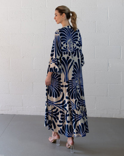 Erika - Bohemian dress with V-neckline and floral pattern