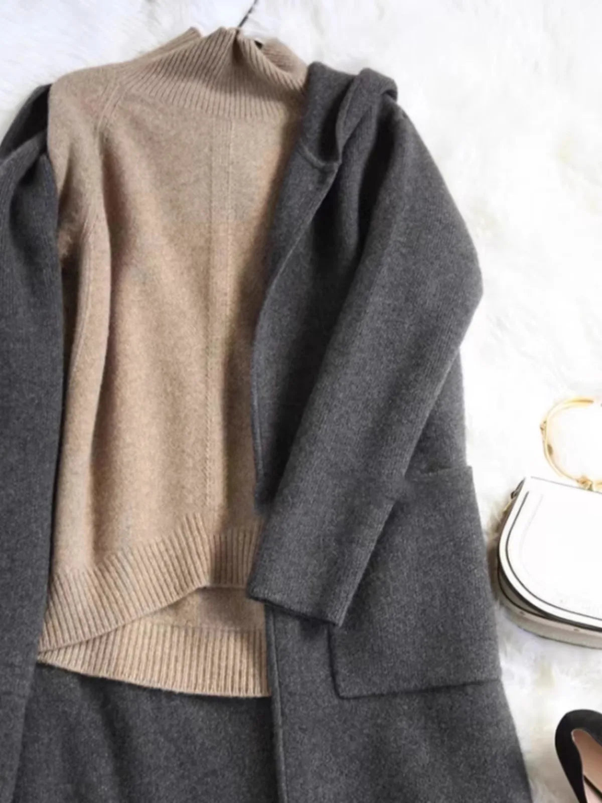 Montclair Cashmere Turtleneck