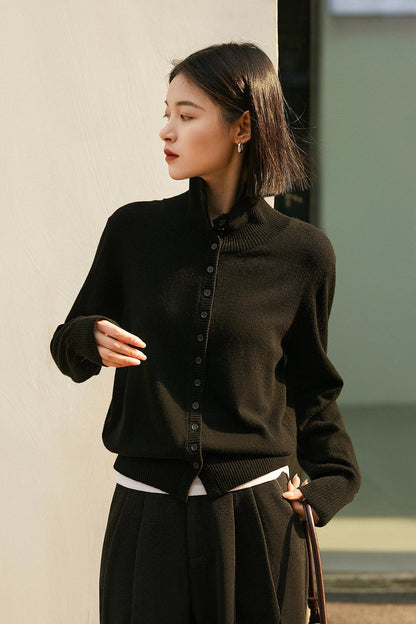 Vercelli Cashmere Button Sweater