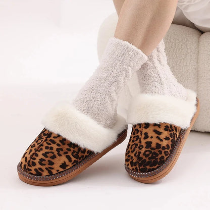 Calviera Women's Everyday Clogs