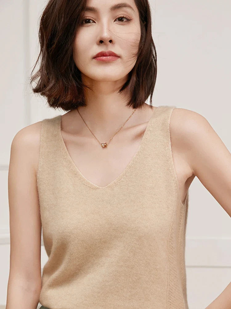 Ivanna Quinn Cashmere V-Neck