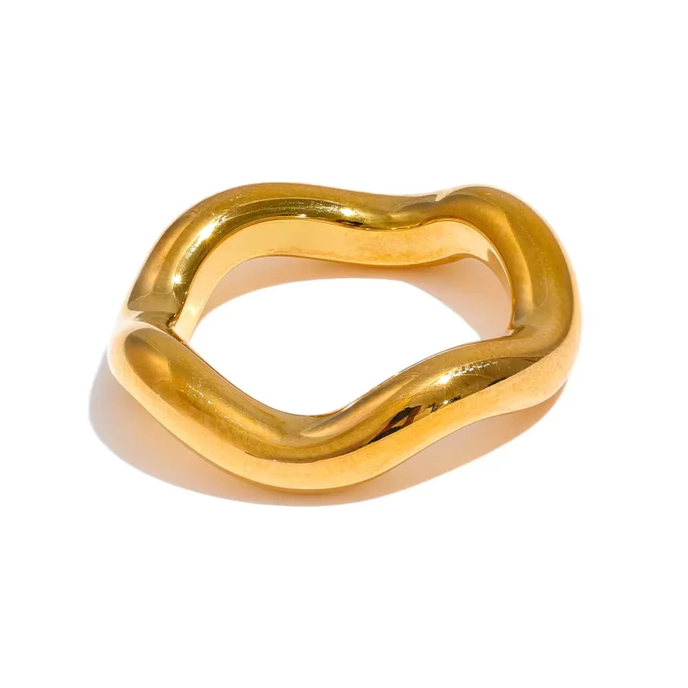 Avelyn Glossy Gold Stainless Steel Ring
