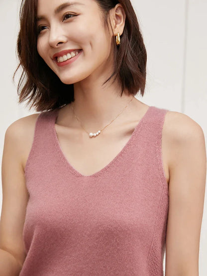 Ivanna Quinn Cashmere V-Neck