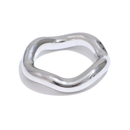 Avelyn Glossy Gold Stainless Steel Ring