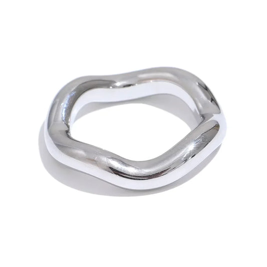 Avelyn Glossy Gold Stainless Steel Ring