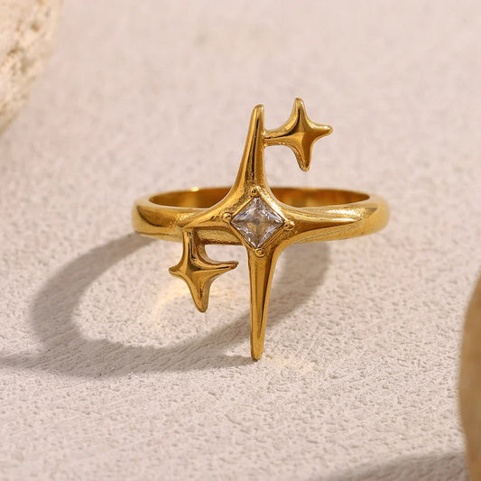 Astrale 18K Zircon Ring