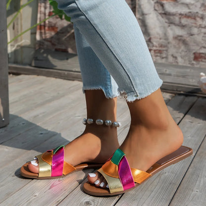 Alba Crest Flat Buckle Sandals