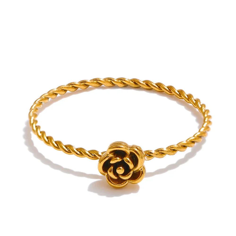 Sylva Twisted Flower Minimalist Ring