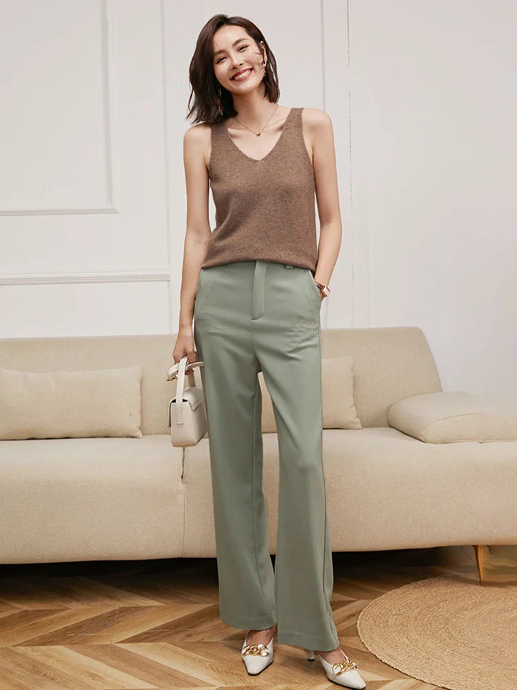 Ivanna Quinn Cashmere V-Neck