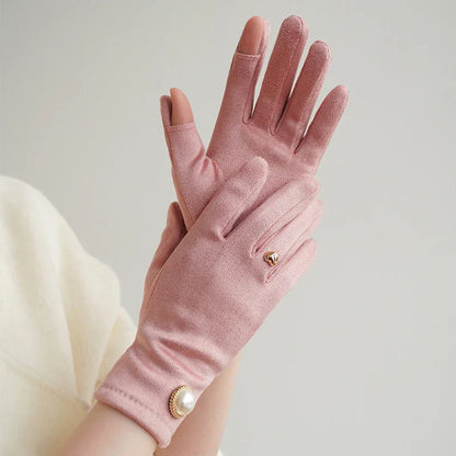 Noir Pearl Touch Gloves