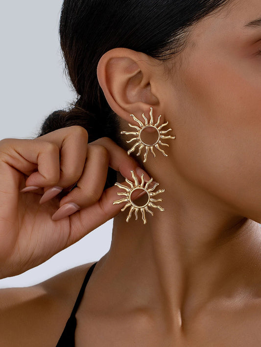 Solara Aurelia Studs