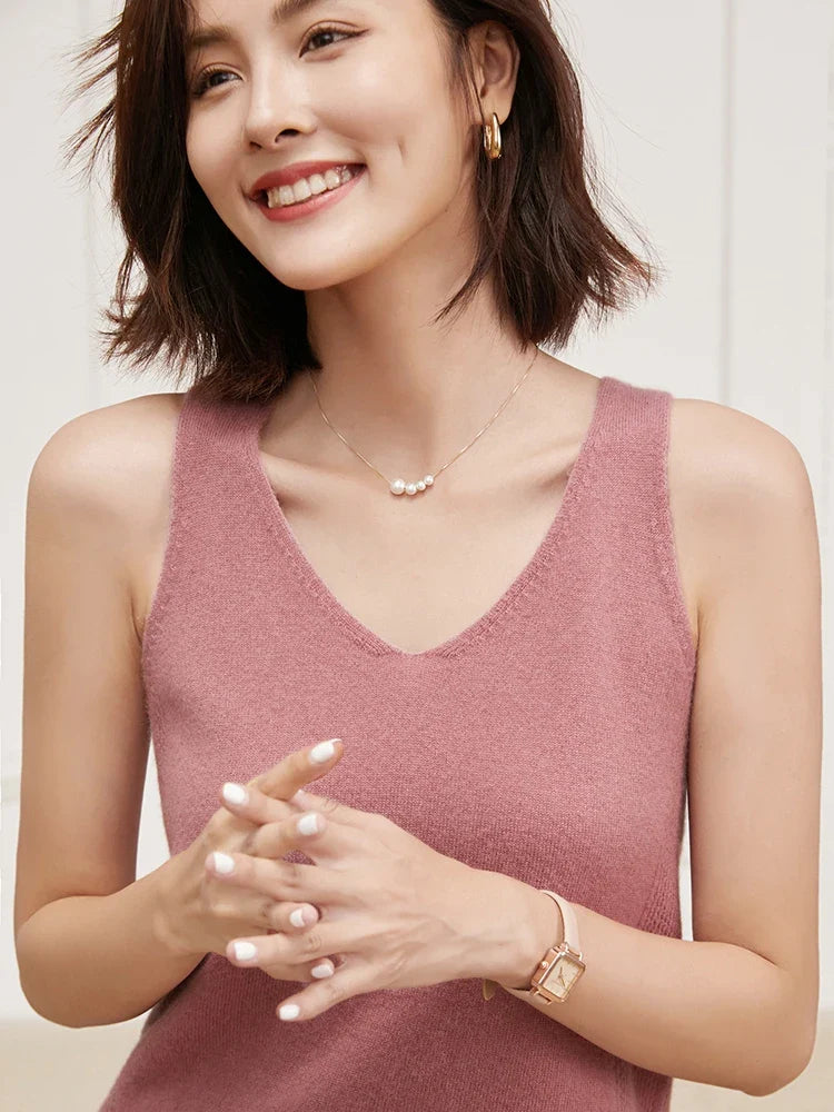 Ivanna Quinn Cashmere V-Neck