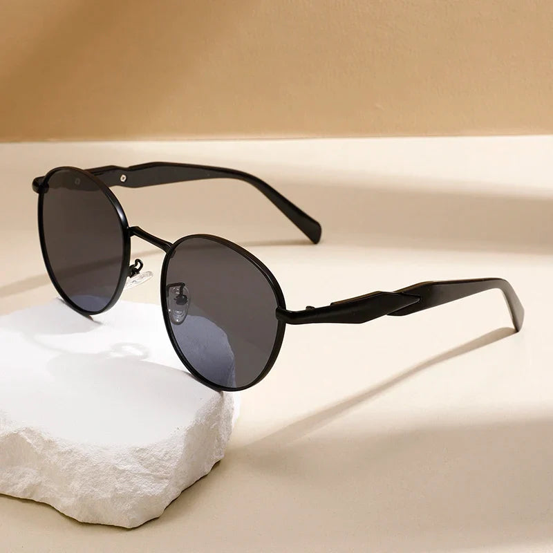 Vincenzo Heritage Frames