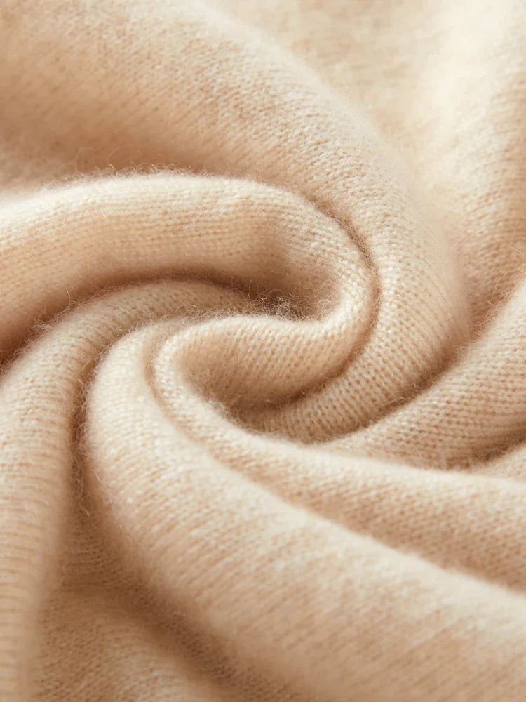 Ivanna Quinn Cashmere V-Neck