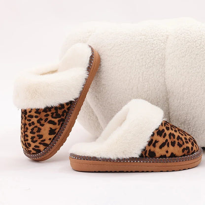Calviera Women's Everyday Clogs