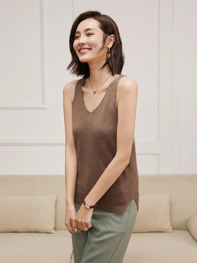 Ivanna Quinn Cashmere V-Neck
