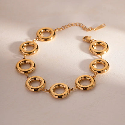 Gilda Loop Bracelet