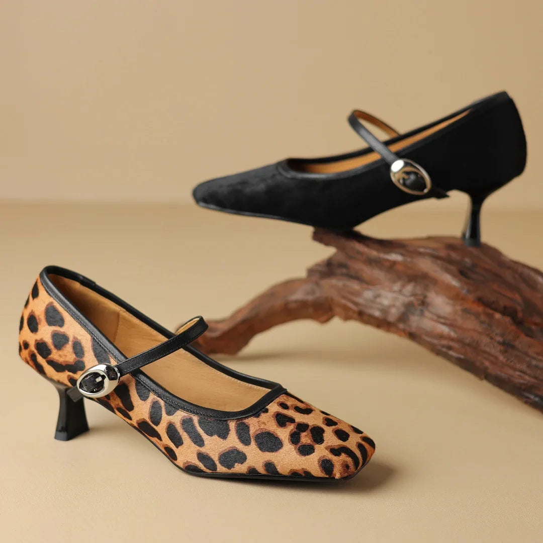 Leopards Step Mid-Heels