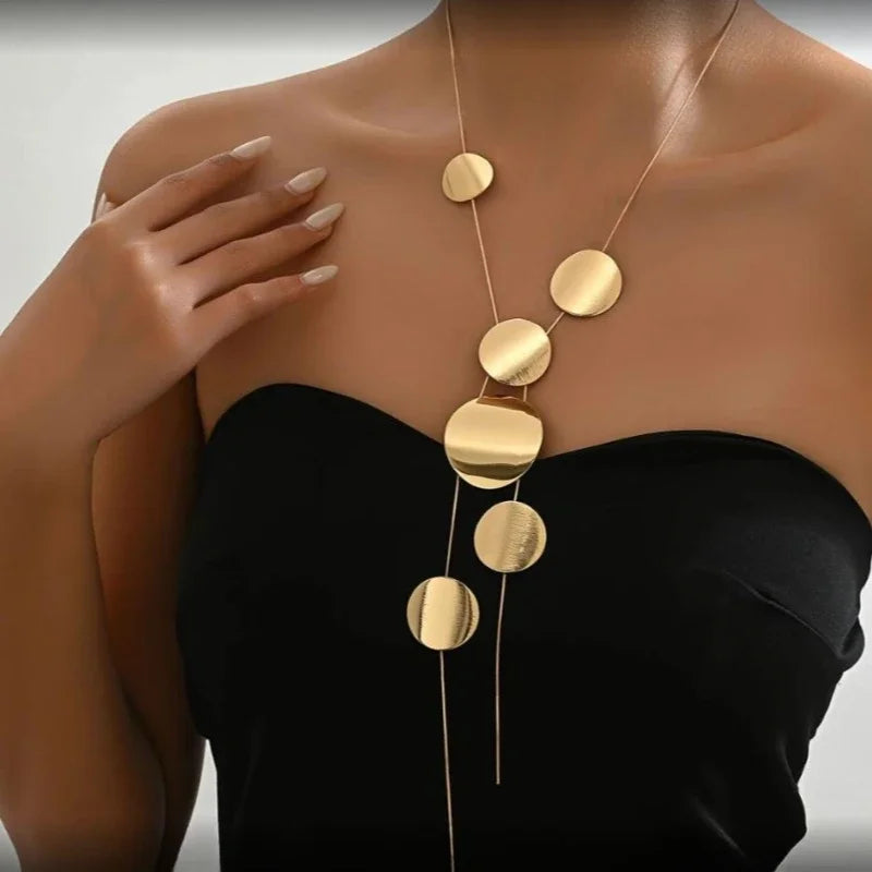 Noira Luxe Circle Drop Necklace