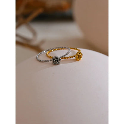 Sylva Twisted Flower Minimalist Ring
