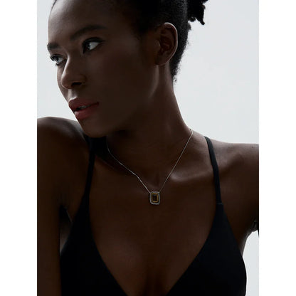 Ferelith Pendant Necklace Square Hollow
