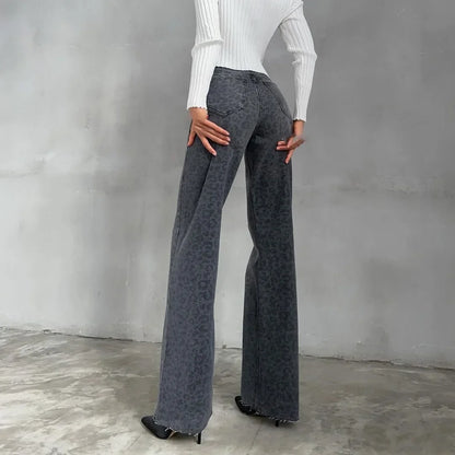 Amanda Leopard Straight Jeans