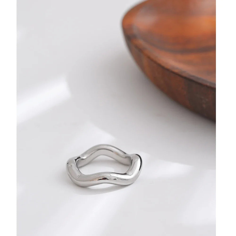 Avelyn Glossy Gold Stainless Steel Ring