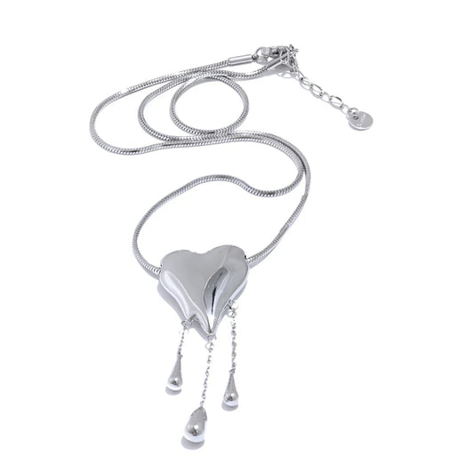 Lacrima Drip Heart Necklace