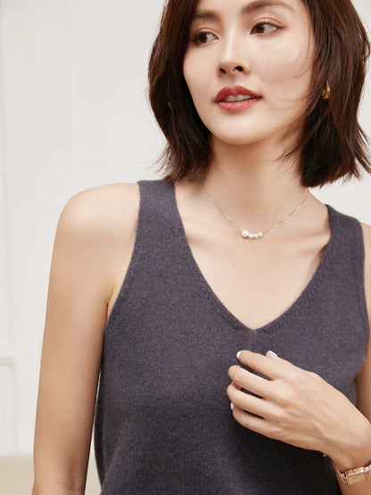 Ivanna Quinn Cashmere V-Neck