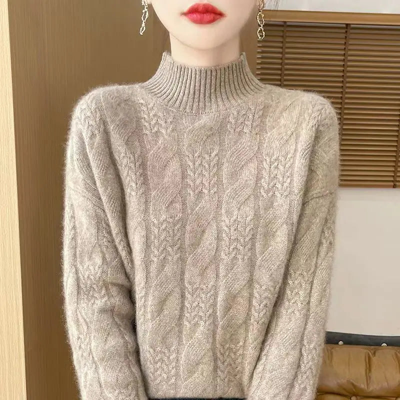 Carinthia Cable Knit Sweater
