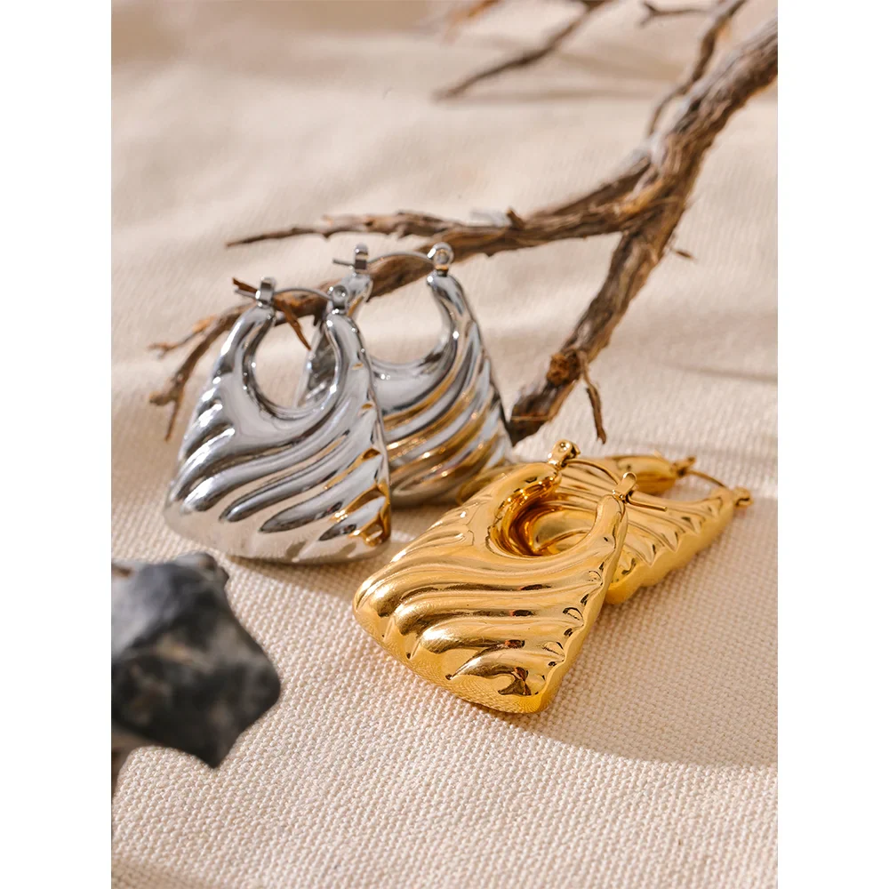 Arlen Geometric Bold Hoop Earrings