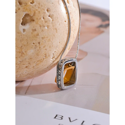 Ferelith Pendant Necklace Square Hollow