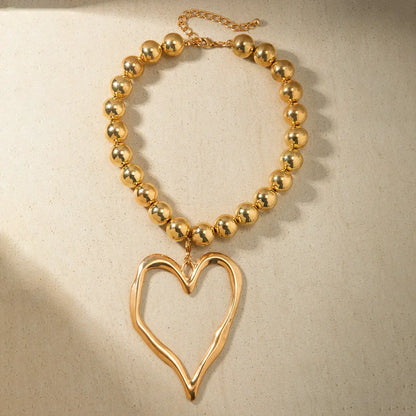 Amora Sculpt Necklace
