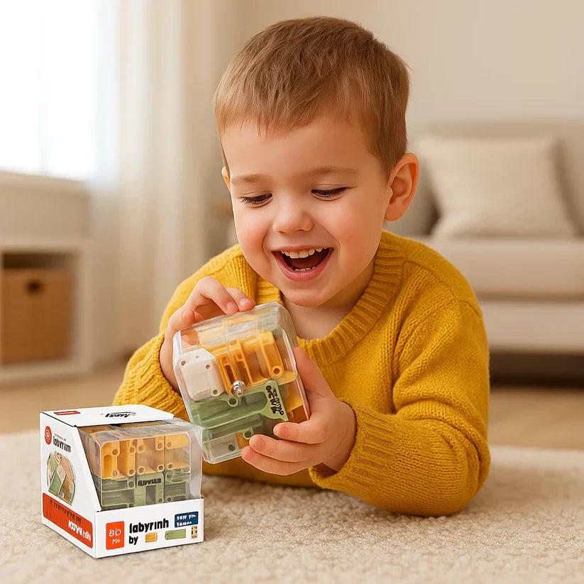 Jeu logique « Cube labyrinthe 3D »