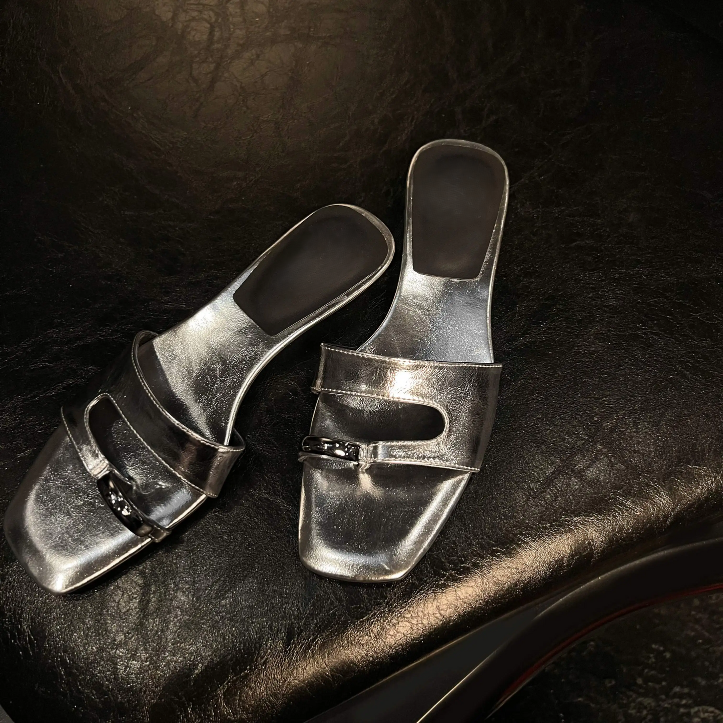 Riley Signature Slides