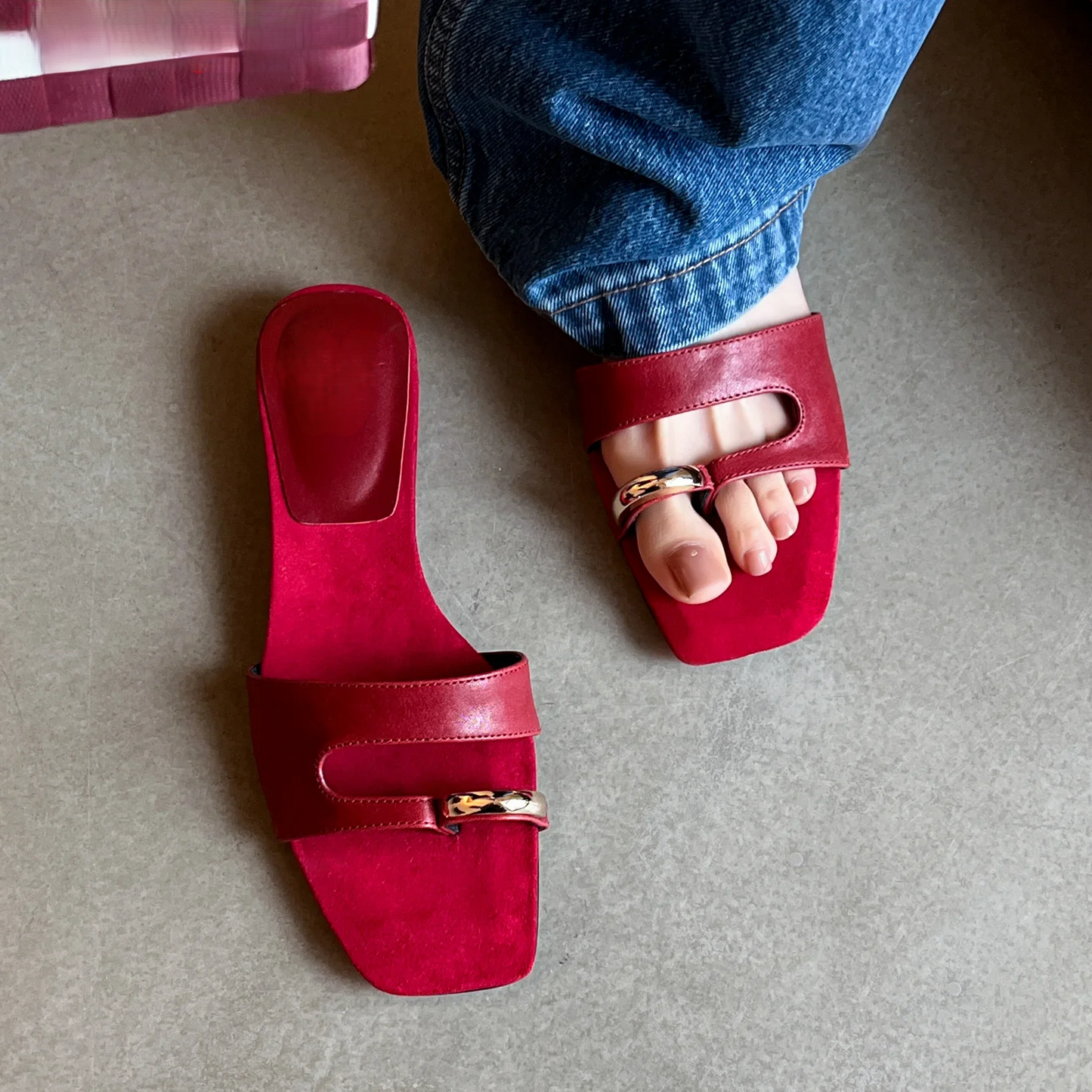 Riley Signature Slides