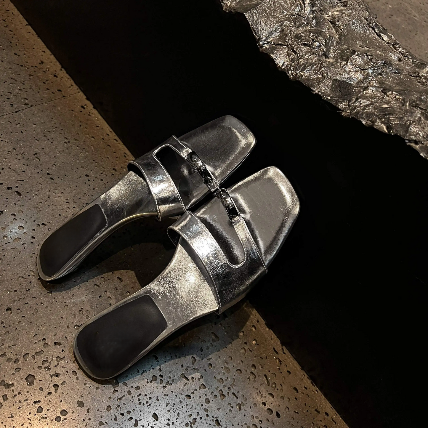 Riley Signature Slides