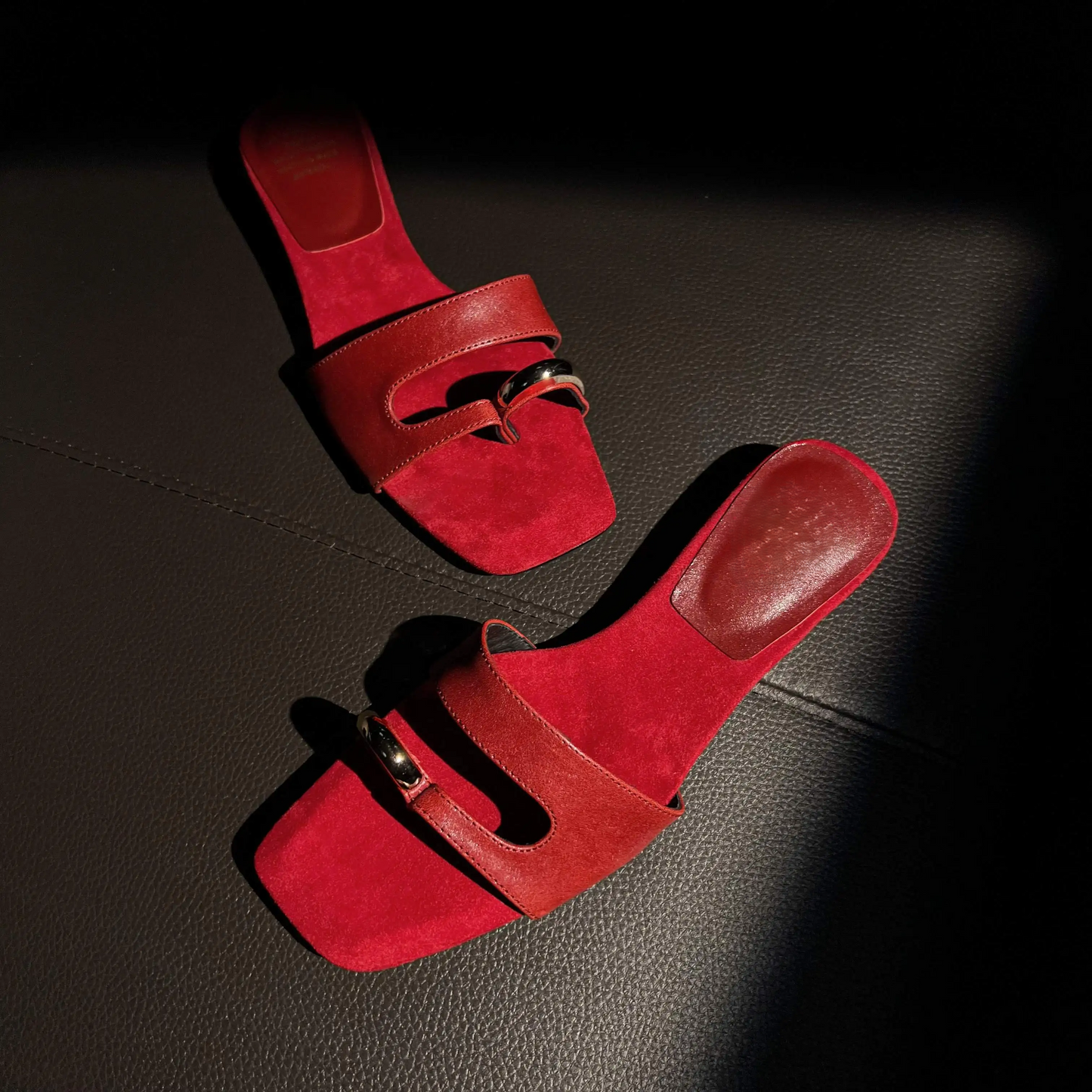 Riley Signature Slides