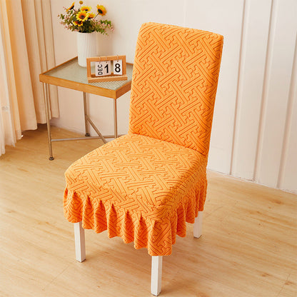 Housse de chaise – renouvelez facilement l’apparence de vos chaises