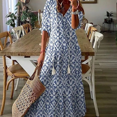 Lilly - Maxi dress with short sleeves and V-neck with floral pattern